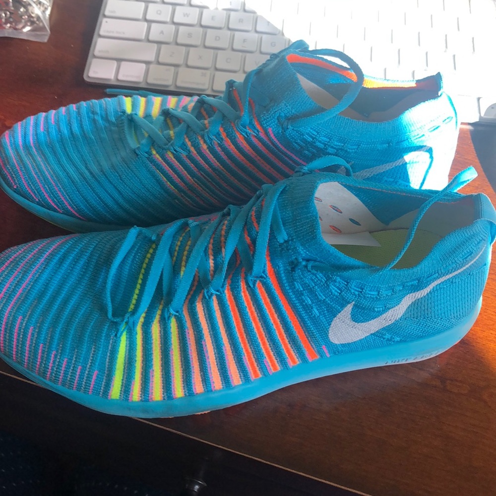 Nike Free FlyKnit sneakers